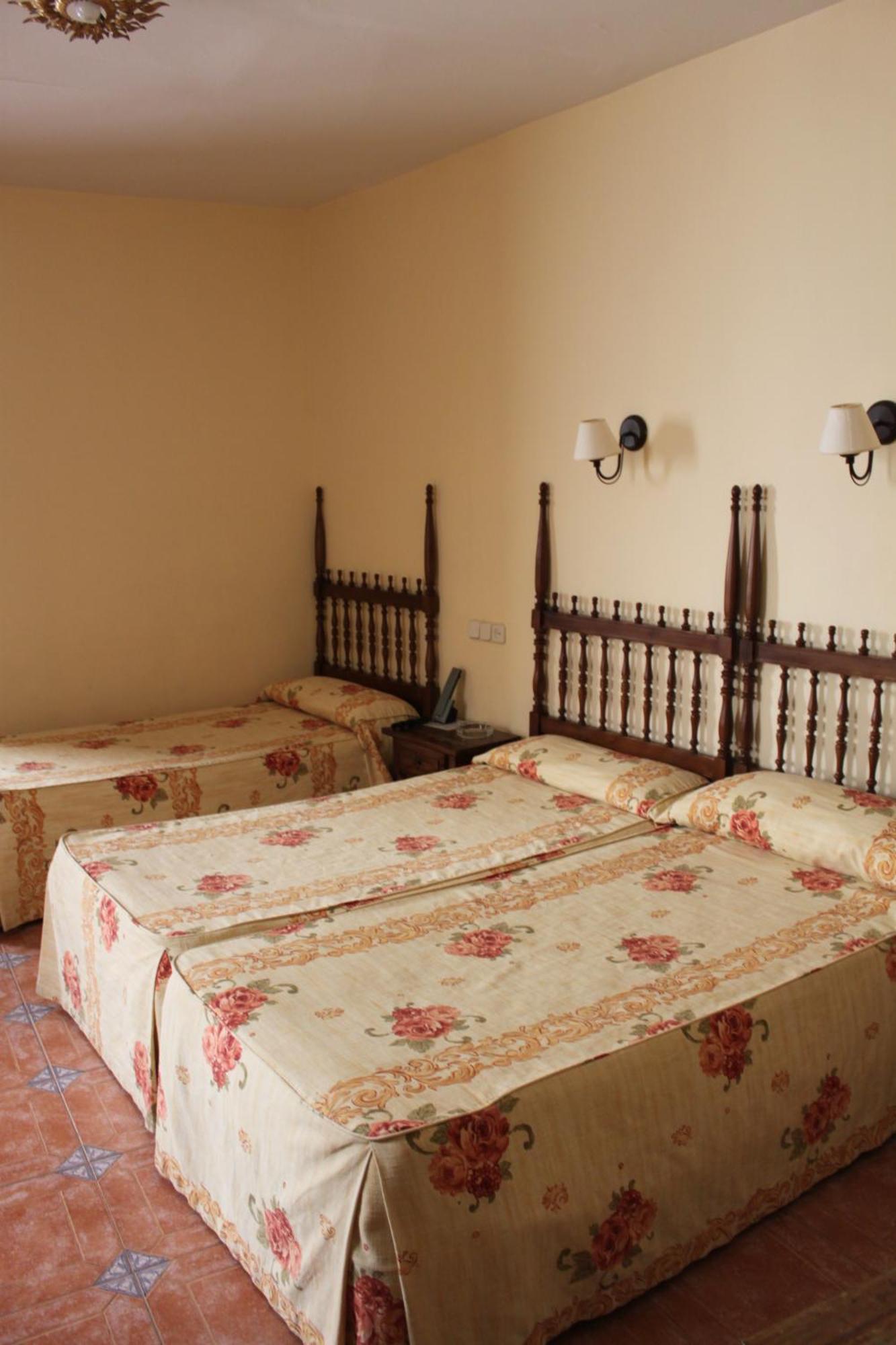 Hotel Rey Nino Ávila 외부 사진