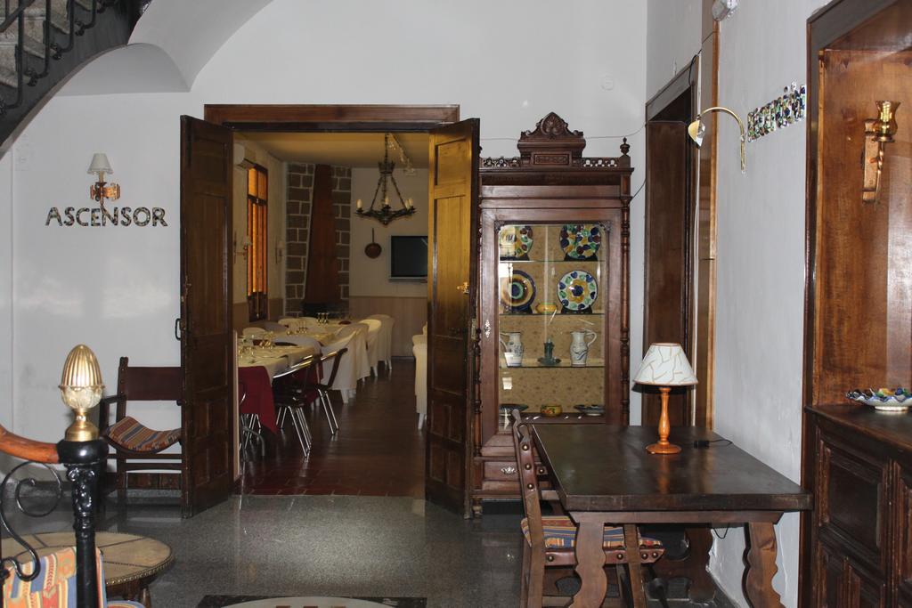 Hotel Rey Nino Ávila 외부 사진